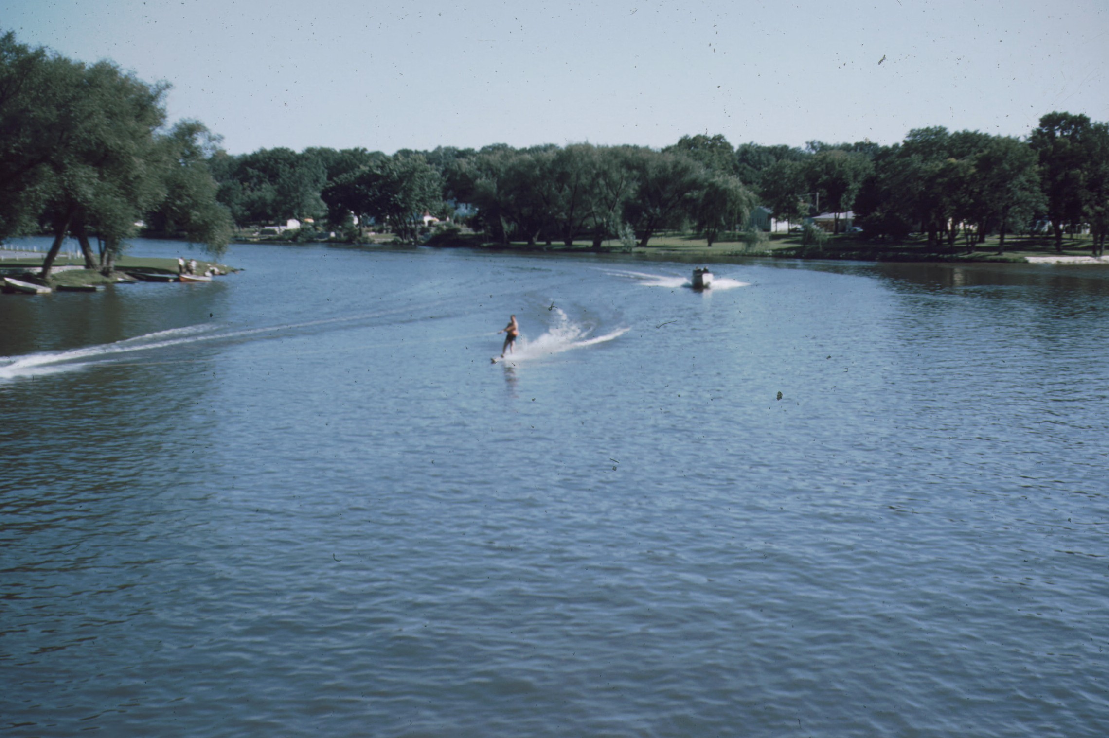photo1